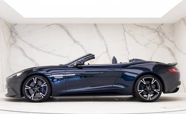 Aston Martin Vanquish S Volante 2