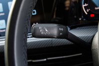 Volkswagen Golf R-LINE TSI 13
