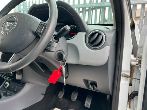 Dacia Duster LAUREATE DCI 44
