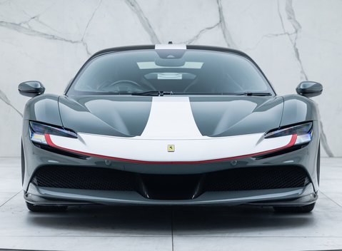 Ferrari SF90 Stradale ASSETTO FIORANO 9