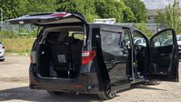 Toyota Alphard Auto+Petrol+7Seats 13