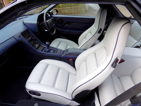 Porsche 928 GT 49
