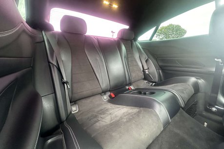 Mercedes-Benz E Class 2.0 E220d AMG Line Coupe 2dr Diesel G-Tronic+ Euro 6 (s/s) (194 ps) 17