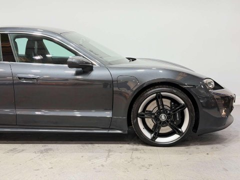 Porsche Taycan Performance Plus 93.4kWh 4S Saloon 4dr Electric Auto 4WD (11kW Charger) (57 19