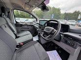 Ford Transit Custom Crew Cab SWB L1H1 Limited 320 A/C Alloys Camera Nav Sensors EURO 6 19