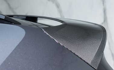 Bentley Bentayga Hybrid First Edition 37