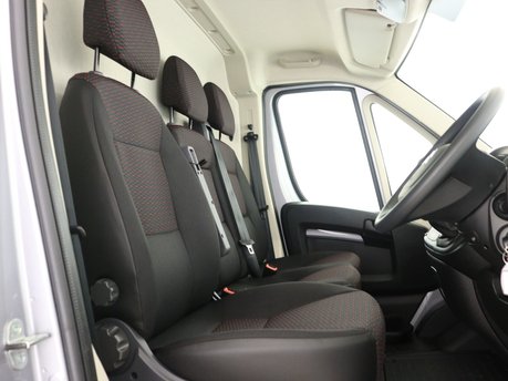 Citroen Relay 2.2 BlueHDi L4H2 Van 140ps Enterprise Pro 11
