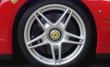 Ferrari Enzo 23