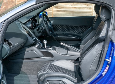 Audi R8 V10 Spyder 15