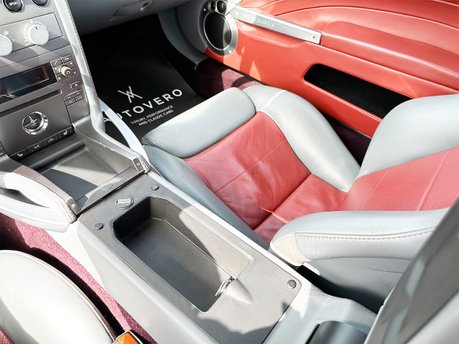 Aston Martin Vanquish V12 S 41