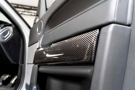 Land Rover Range Rover Sport SVR CARBON EDITION. DEPLOYABLE SIDE STEPS. MATRIX LEDs. CARBON FIBRE ENGINE BAY 60