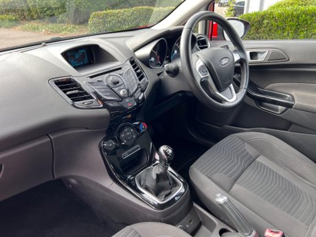 Ford Fiesta 1.0T EcoBoost Zetec Euro 5 (s/s) 5dr 24