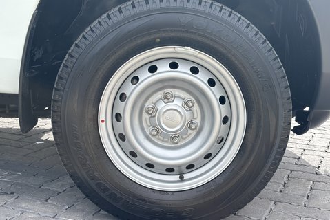 Isuzu D-Max 1.9 TD Utility 4x4 Single Cab Pickup 26