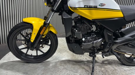 Lexmoto RSS 2024 ONLY 5K GREAT CONDITION POWERFUL ENGINE 125CC 27