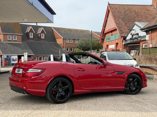 Mercedes-Benz SLK SLK350 BLUEEFFICIENCY AMG SPORT