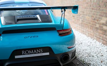 Porsche 911 (991) GT2 RS 22