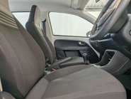 Volkswagen Up 1.0 Move up! 5dr 29