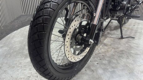 Bullit Hunt 2020 ONLY 1K MODERN 125CC RETRO BIKE CAFE RACER LEARNER 18