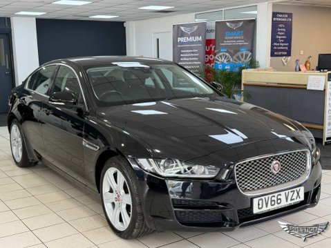 Jaguar XE 2.0d Portfolio Auto AWD Euro 6 (s/s) 4dr 1