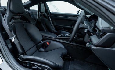 Porsche 911 GT3 (992.2) TOURING 11