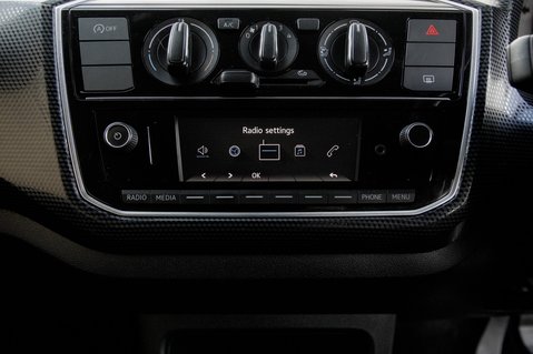 Volkswagen Up MOVE UP BLUEMOTION TECHNOLOGY 21