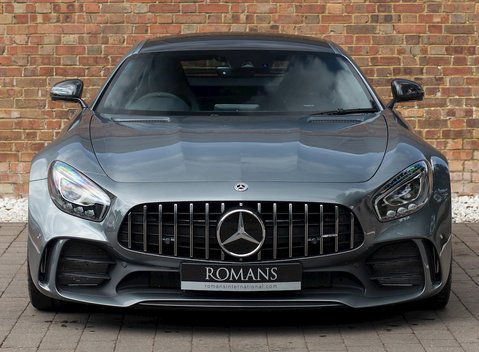 Mercedes-Benz Amg GT GT R 4