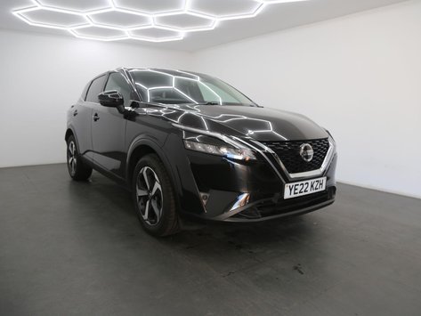 Nissan Qashqai 1.3 DIG-T MHEV N-Connecta Euro 6 (s/s) 5dr