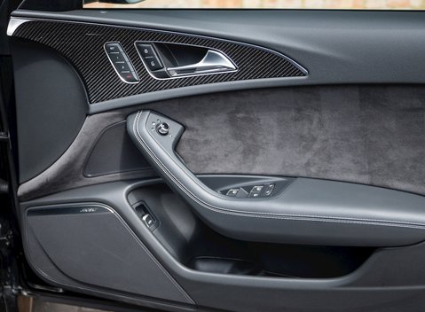 Audi RS6 Avant Performance 23