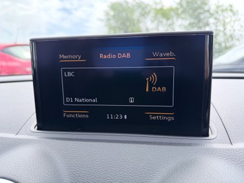 Audi A3 1.6 TDI S LINE 16