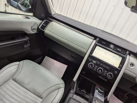 Land Rover Discovery 2.0 Discovery Luxury HSE SD4 Auto 4WD 5dr 46