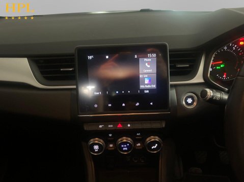 Renault Captur 1.3 TCe Iconic SUV 5dr Petrol Manual Euro 6 (s/s) (130 ps) Alloys - Air Con 17