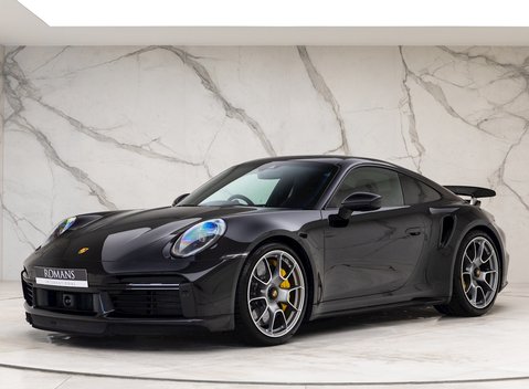 Porsche 911 (992) Turbo S 6