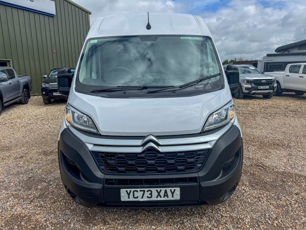 Citroen Relay MWB L2H2 Medium Roof Enterprise 35 Air Con Nav Sensors EURO 6 4