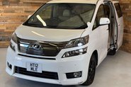 Toyota Vellfire V6 L Edition 18
