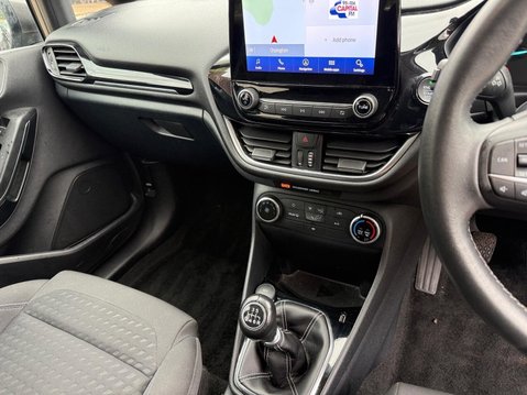 Ford Fiesta 1.0T EcoBoost Titanium Euro 6 (s/s) 5dr 15