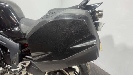 Triumph Sprint 2009 NEW MOT / SERVICED SIDE PANNIERS LARGE CC SPORTS TOURER 18