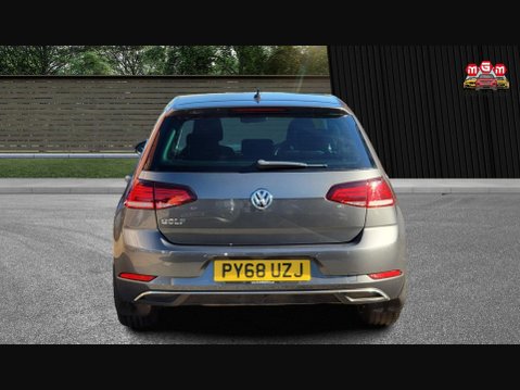 Volkswagen Golf MATCH TSI 7