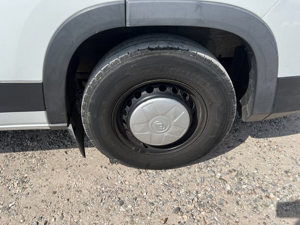Maxus Deliver 9 MWB L2H3 High Roof Air Con Sensors EURO 6 NO VAT 16