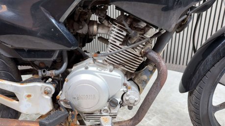 Yamaha YBR 125 2012 PROJECT LEARNER BIKE SPARES OR REPAIR 125CC 21