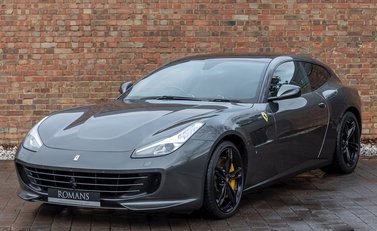 Ferrari GTC4 Lusso 6