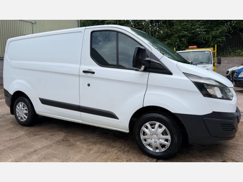 Ford Transit Custom 2.2 TDCi 270 Panel Van 5dr Diesel Manual L1 H1 (186 g/km, 123 bhp) 1