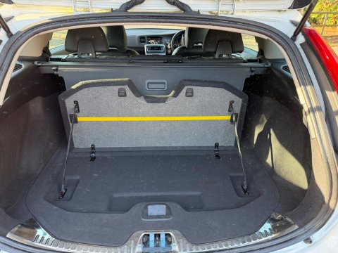 Volvo V60 2.0 T4 SE Nav Auto Euro 6 (s/s) 5dr 22