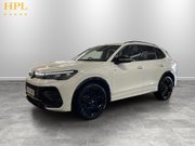 Volkswagen Tiguan 1.5 TSI eHybrid 19.7kWh R-Line SUV 5dr Petrol Plug-in Hybrid DSG Euro 6 (s/ 3