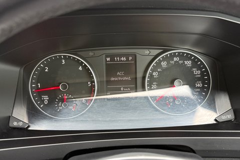 Volkswagen Transporter T30 TDI P/V HIGHLINE BMT DSG 6 SEAT KOMBI CONVERSION -NO VAT 30