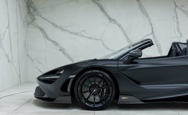 McLaren 765LT Spider 65