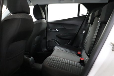 Peugeot 2008 PURETECH S/S ACTIVE PREMIUM 41