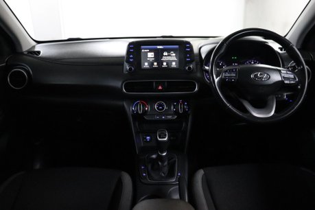 Hyundai KONA SE 40