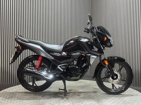 Honda CB 2021 ONLY 12K, JUST SERVICED, NEW MOT, WARRANTY LEARNER 125CC
