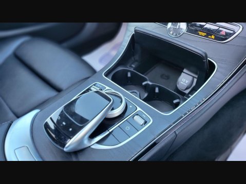 Mercedes-Benz C Class C200 AMG LINE PREMIUM PLUS 17