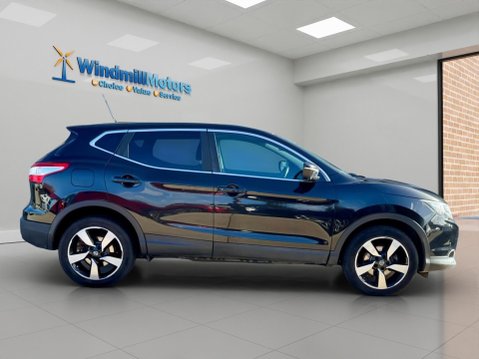Nissan Qashqai 1.5 dCi n-tec 2WD Euro 5 (s/s) 5dr 3